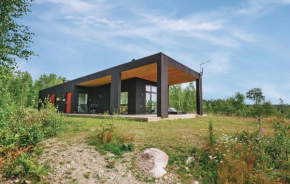 Gorgeous Home In Holmsjö With Sauna